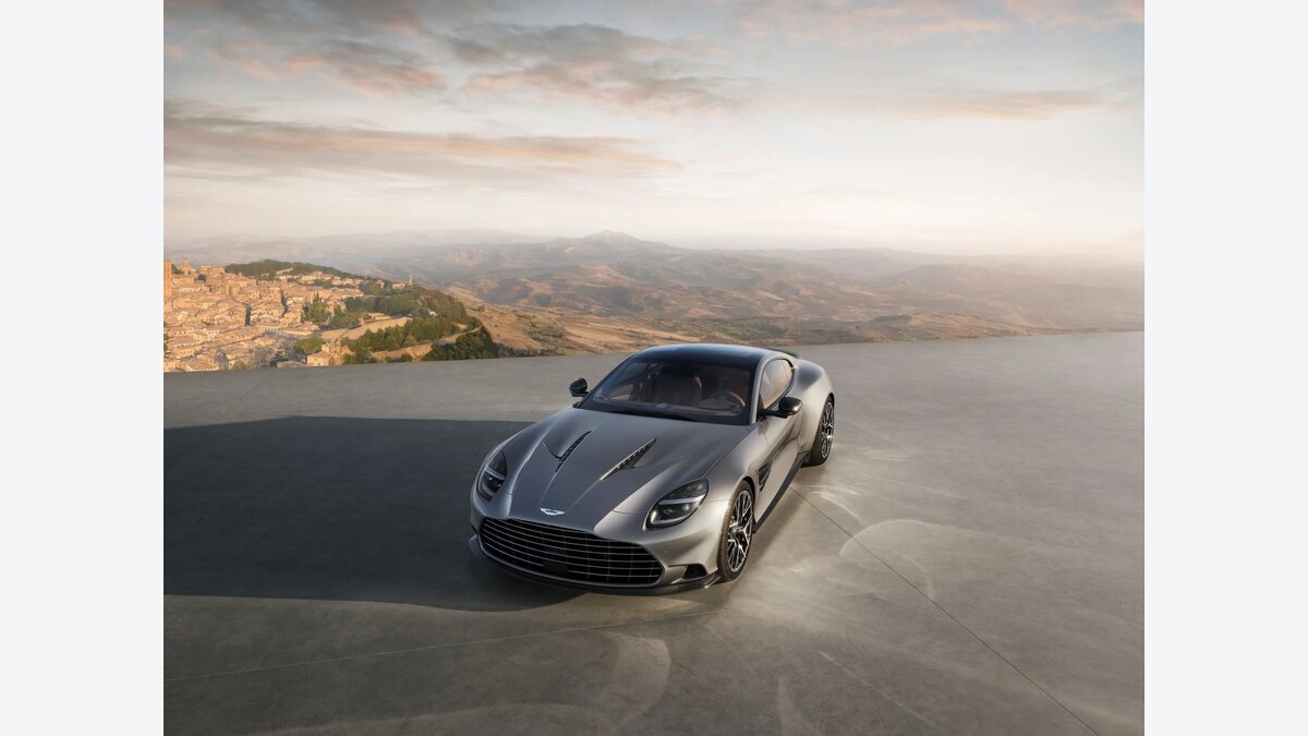 Aston Martin Vanquish 25のCoupeとVolanteの違い|2+0・2+2と走りで選ぶ:Vanquish 25の発表で分かったことの公式画像