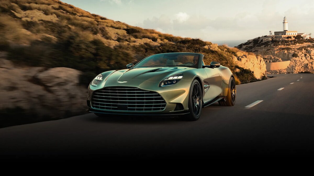 Aston Martin Vanquish 25のCoupeとVolanteの違い|2+0・2+2と走りで選ぶ:よくある疑問の公式画像