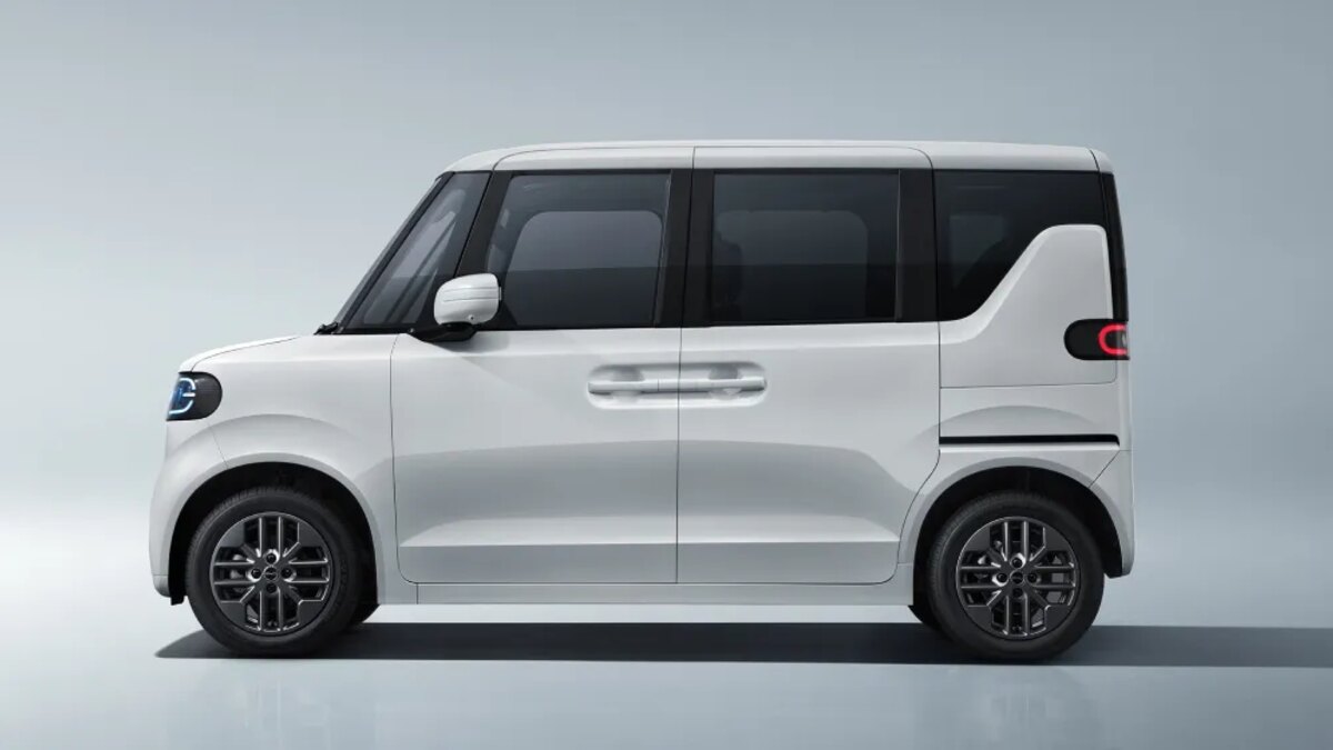 BYD RACCOと日産サクラの違い｜航続距離・スライドドア・走りで選ぶ：RACCOとサクラはどっちを選ぶべきかの関連画像