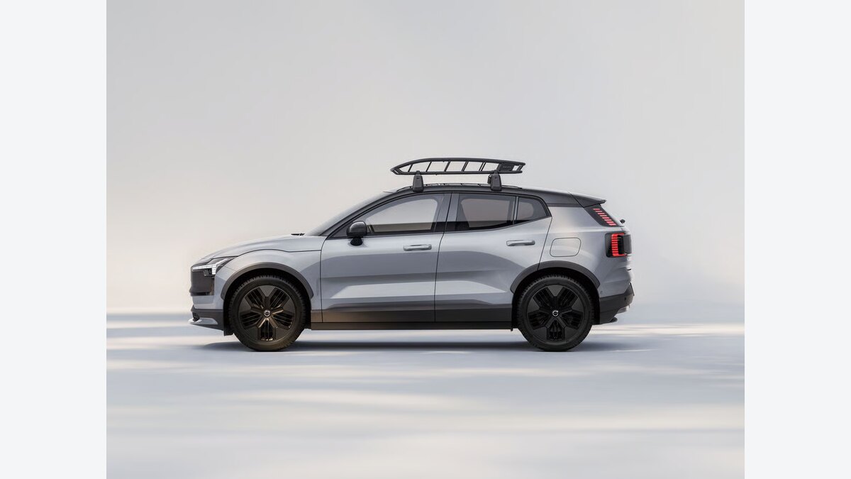 ボルボEX30 Cross Country P5とP8 AWDの違い|航続距離・走り・用途で選ぶ:272PSと428PSだけで走りを決めないの公式画像