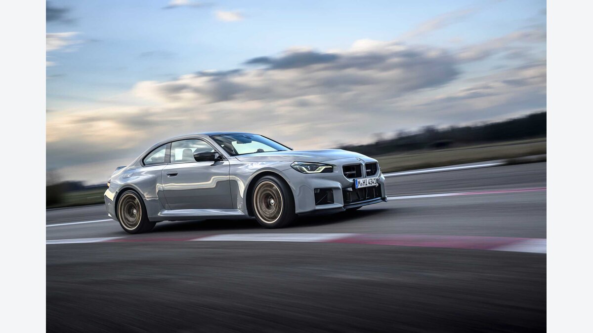 BMW M2 CS Edition EDGEとM2 CSの違い｜530PS・CFRP・足まわりで選ぶ：BMW M2 CS Edition EDGEで追加された装備の関連画像
