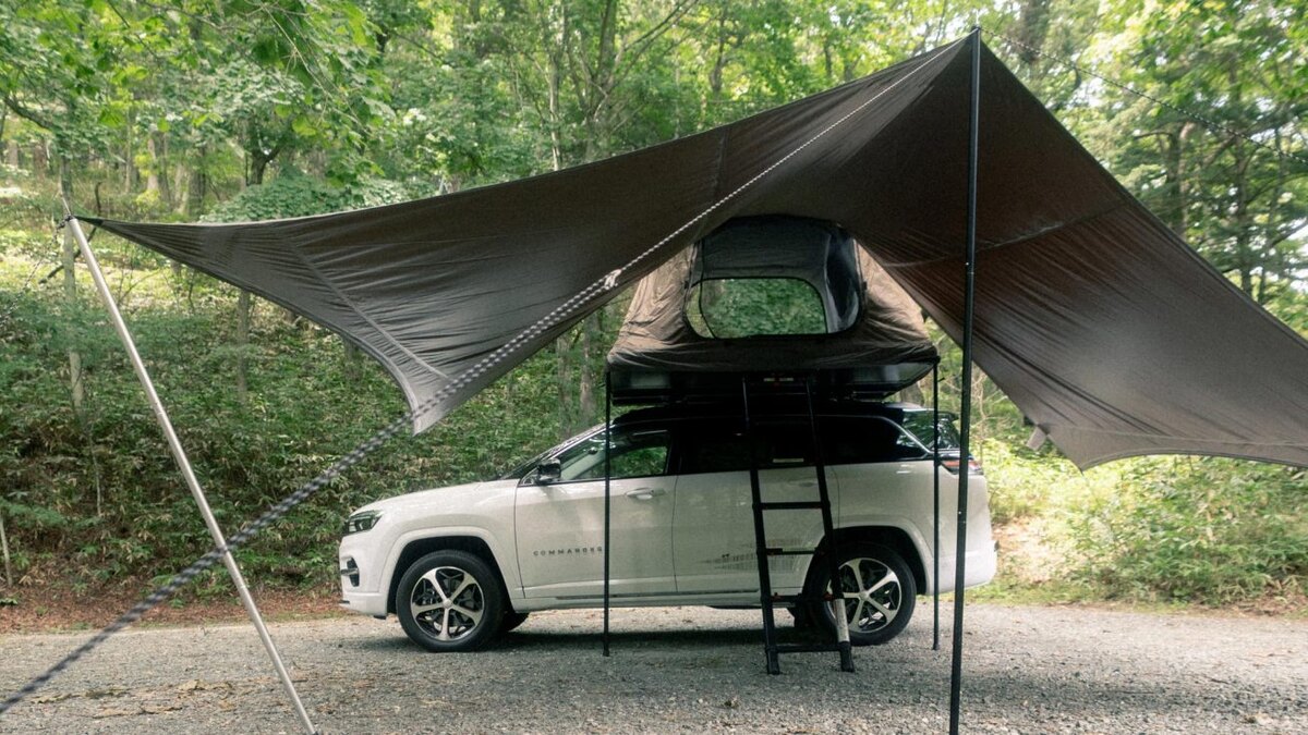 Jeep Commander Field Style Edition比較|標準・Snow Peakの違いと選び方:StandardとSnow Peakはどちらを選ぶべきかの関連画像