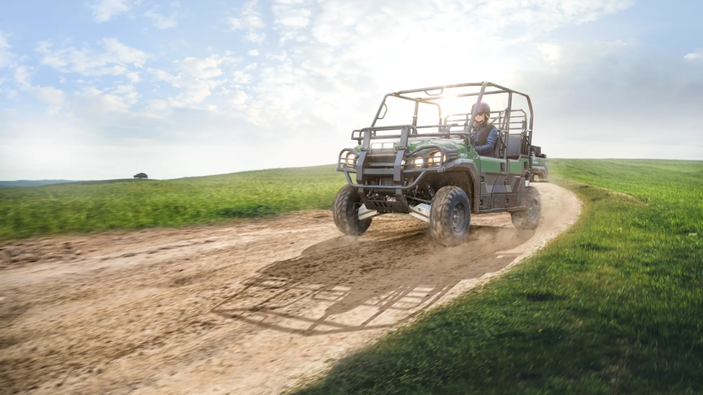 カワサキ MULE PRO-FXT 820とPRO-FXの違い|6人乗り・積載・走りで選ぶ