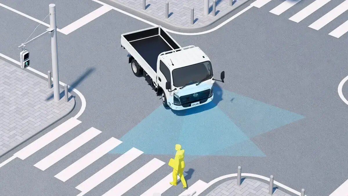 日産アトラス普通免許4WDと2WDの違い｜積載・安全装備で選ぶ：安全装備は作動条件まで確認の関連画像