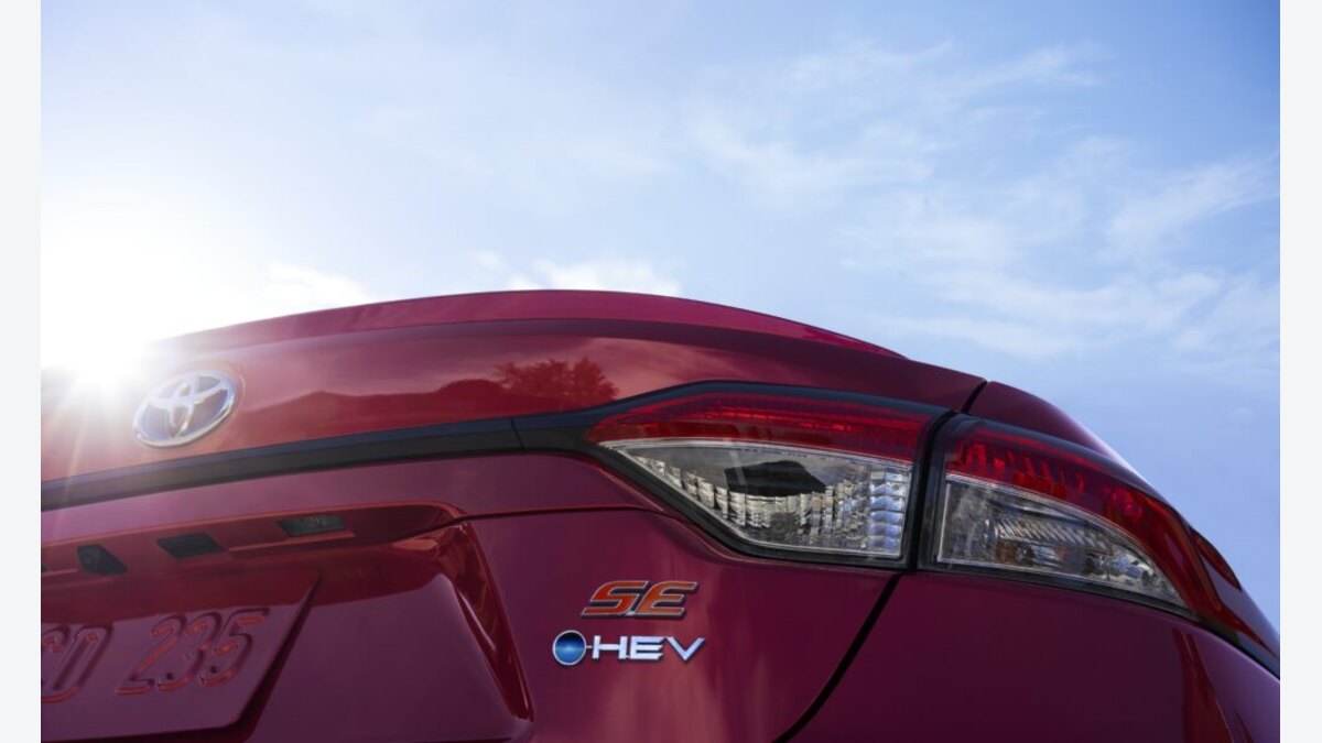 2027年型トヨタ・カローラ60周年記念車|Hybrid SE・XLEとの違いと選び方:仮の同一条件で4つの支払い方法を比較の関連画像
