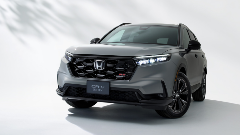 CR-V e:HEV RSとBLACK EDITIONの違い｜FF・4WDと装備・走りで選ぶ