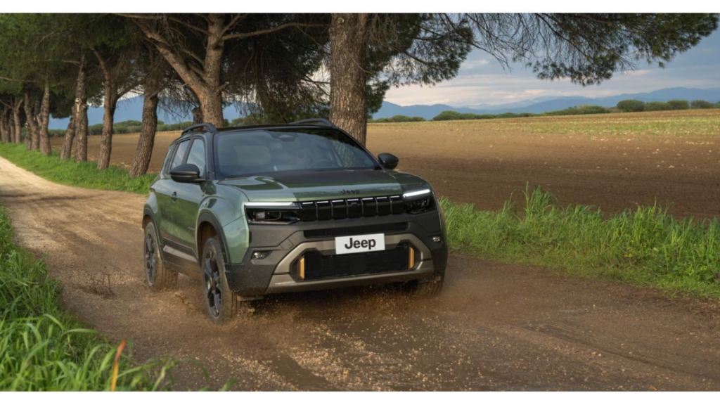 新型Jeep Avenger 2026の選び方｜e-Hybrid・4xe・EV・ガソリンの違いと実用性