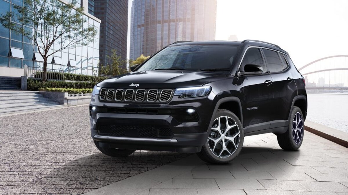 Jeep Compass Field Style Editionの違い|Longitude・Limitedとルーフトップテントで選ぶ:LongitudeとLimitedの違いを価格・装備で比較の関連画像