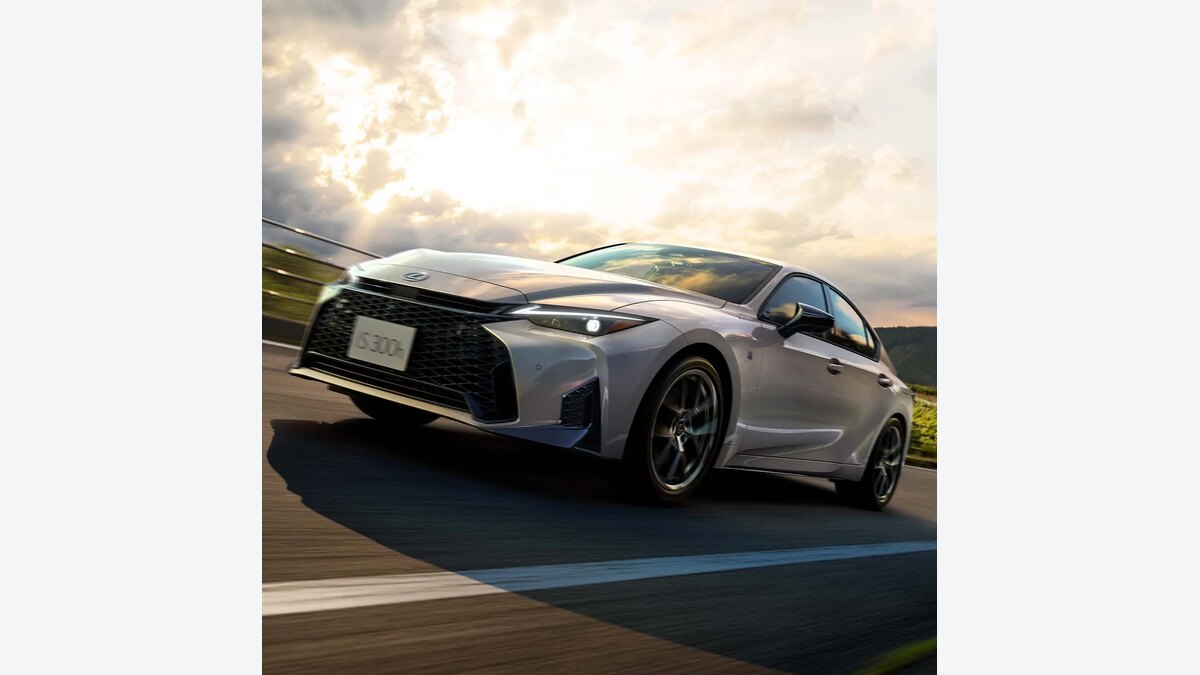 レクサスIS Mode Black VIの違い|F SPORT・version L・標準を装備で比較:レクサスISはどのグレードを選ぶべきかの関連画像