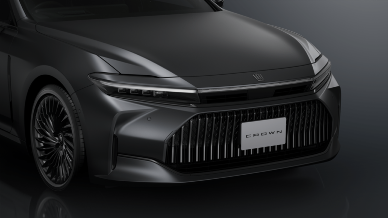 クラウン特別仕様車THE LIMITED-MATTE METAL｜HEV・FCEVの違いと選び方