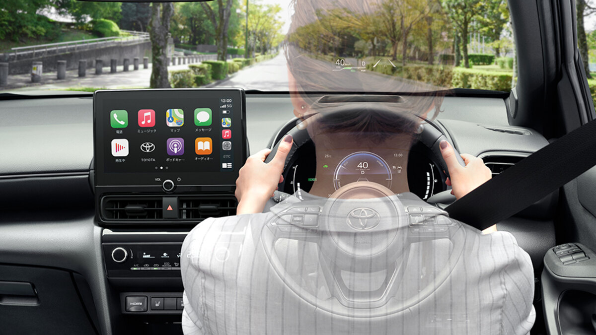 運転者から見たヤリスクロスのメーターとディスプレイ配置