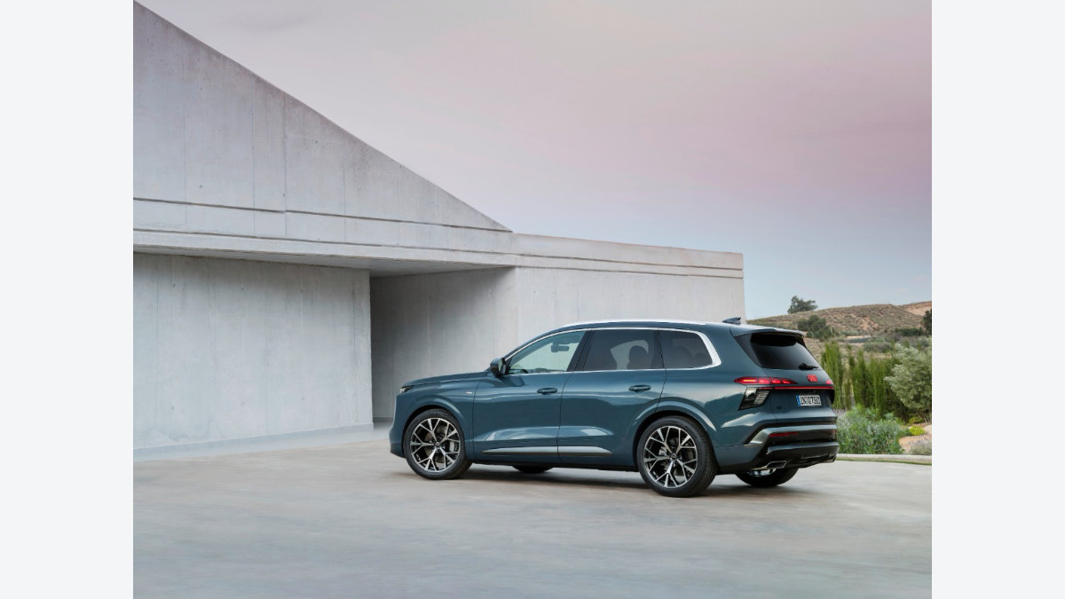 Audi Q7の安全性|Euro NCAPでPost-Crash Safety 100%・5〜7人乗りの使い勝手:Audi Q7の資金計画は4方式を同じ条件で比べるの関連画像