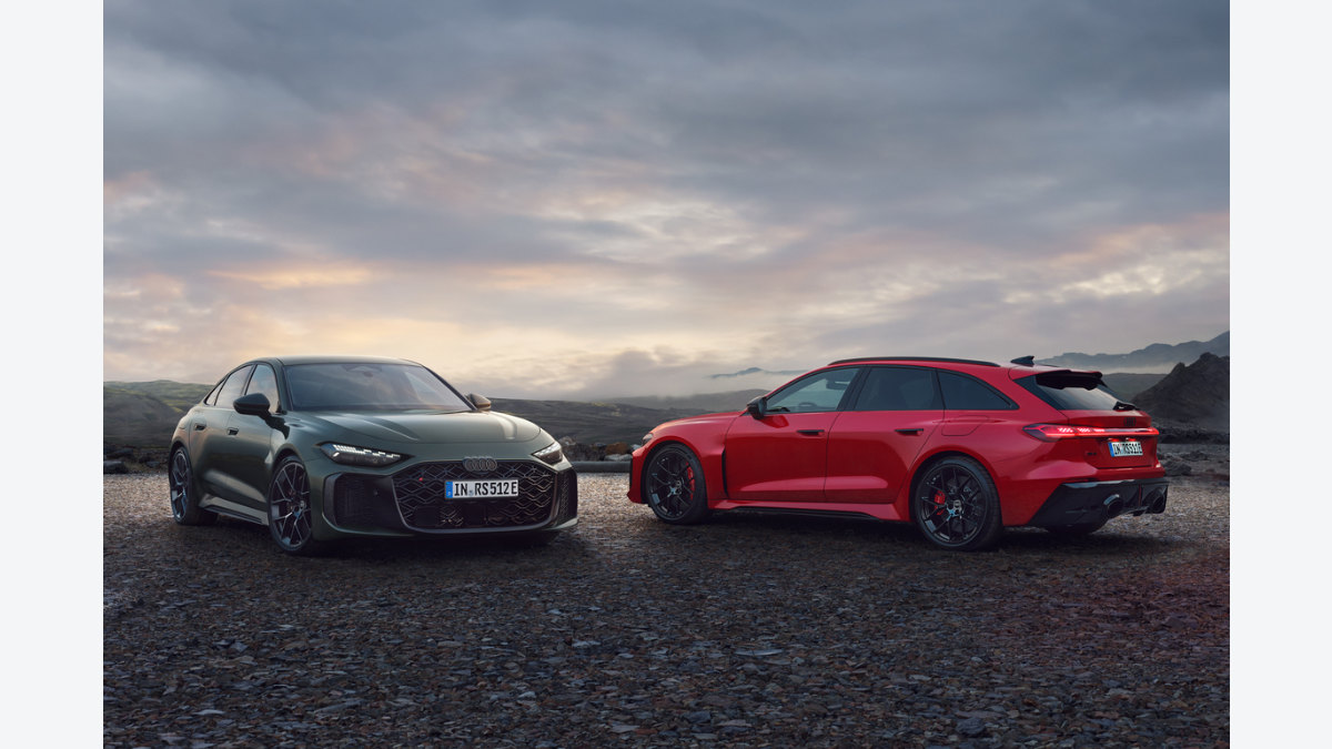 新型Audi RS 5とRS 5 Avantの違い｜639PS PHEVの走りと実用性：RS 5の支払いを同じ条件で試算するの関連画像