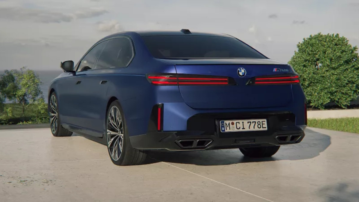新型BMW 7シリーズの違い｜740・i7 60・M70の価格・航続・装備を比較：740・i7 60・i7 M70は出力より車重と駆動方式で性格が変わるの関連画像