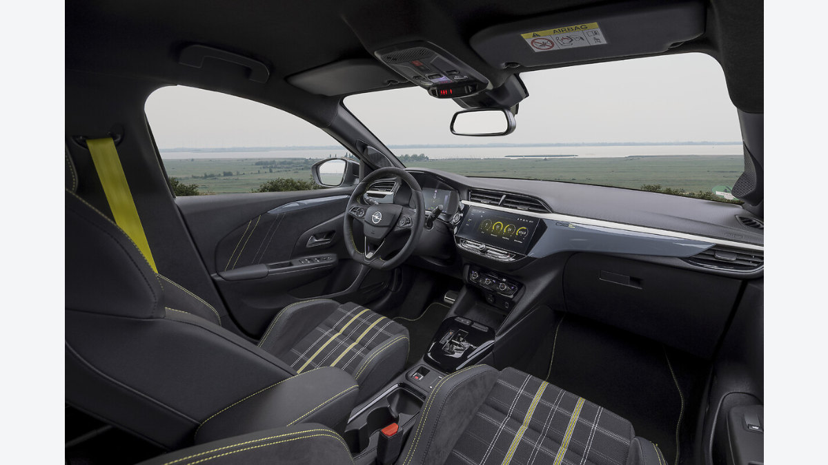Opel Corsa GSEとは?281PS・51kWh級EVホットハッチの走りと使い勝手:車の資金計画は国内価格未発表のため仮想条件で比べるの関連画像