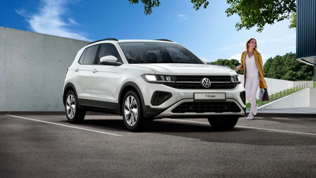 T-Cross Active EssentialとTSI Activeの違い｜200台限定車の装備・選び方
