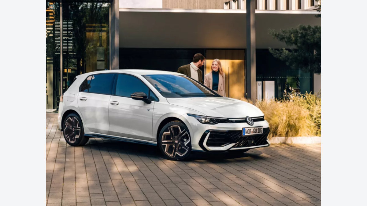 VW Connect 10年の対象は？6車種の仕様変更を整理：Golf eTSI Styleの主要諸元｜出力だけで走りを決めないの関連画像